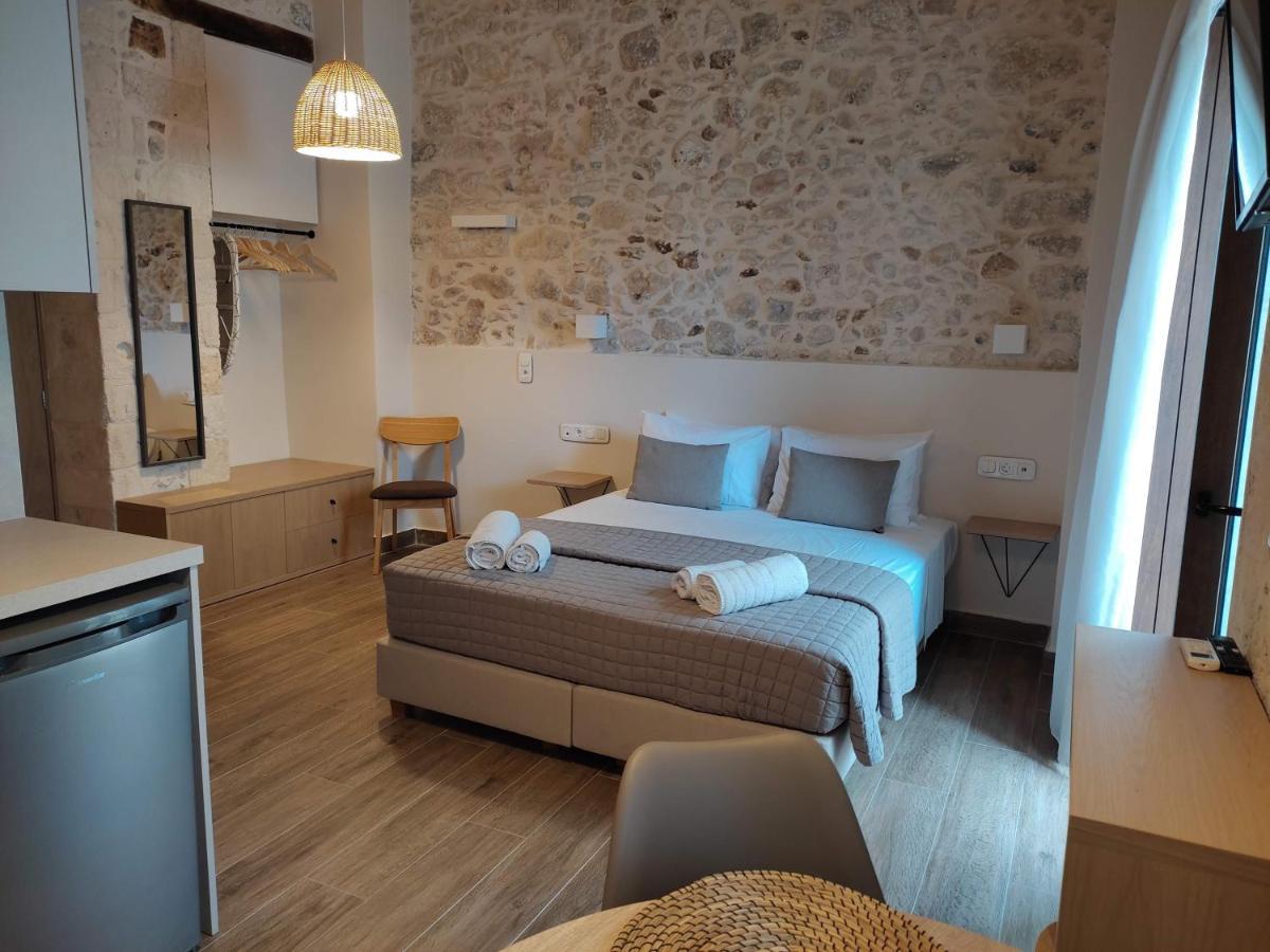 Loggia Traditional Rethymno (Crete)