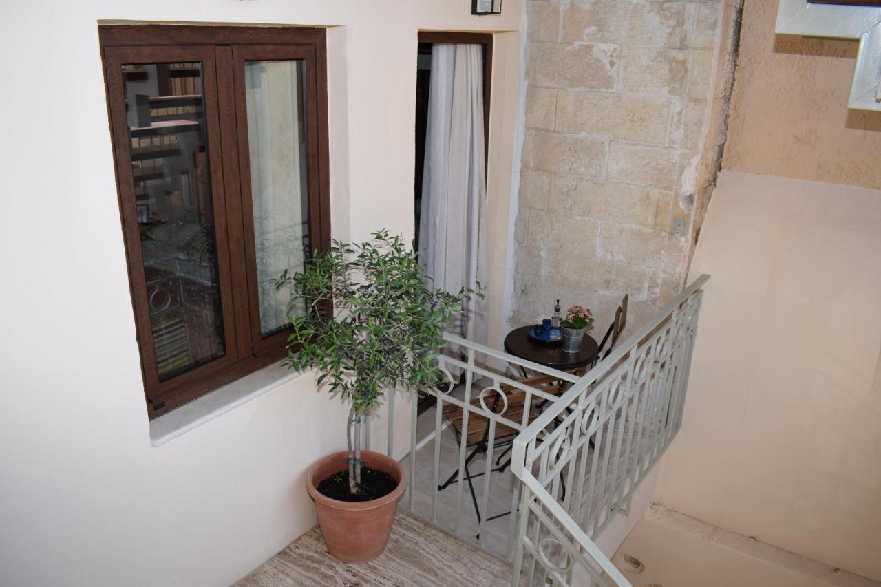 Loggia Traditional Apartment Rethymno