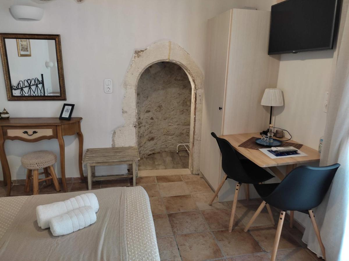 Loggia Traditional * Rethymno