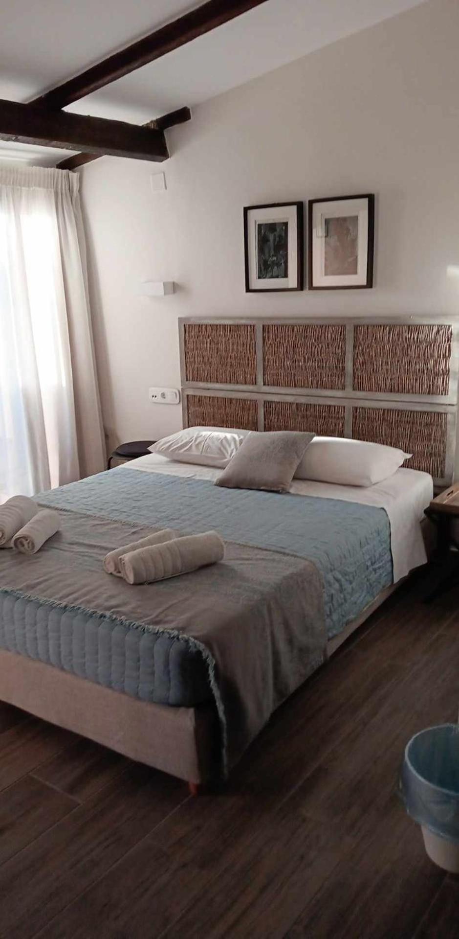 Loggia Traditional Apartment Rethymno
