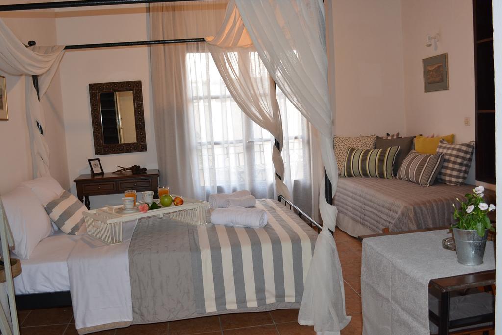 Apartment Loggia Traditional *